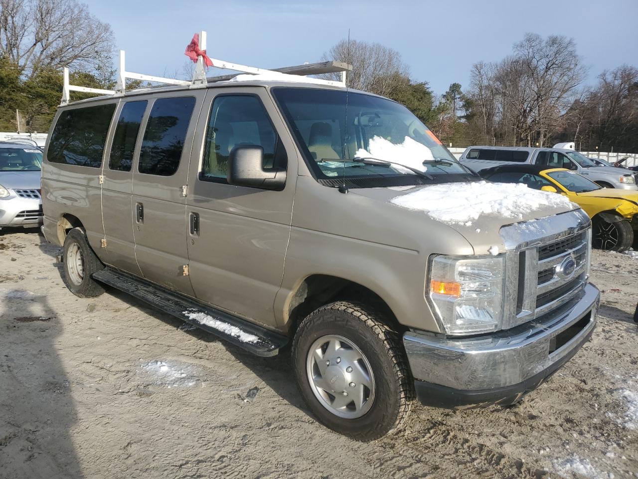 Photo 3 VIN: 1FBNE3BL6CDB00007 - FORD ECONOLINE 