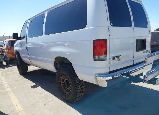 Photo 2 VIN: 1FBNE3BL9DDB02741 - FORD ECONOLINE WAGON 