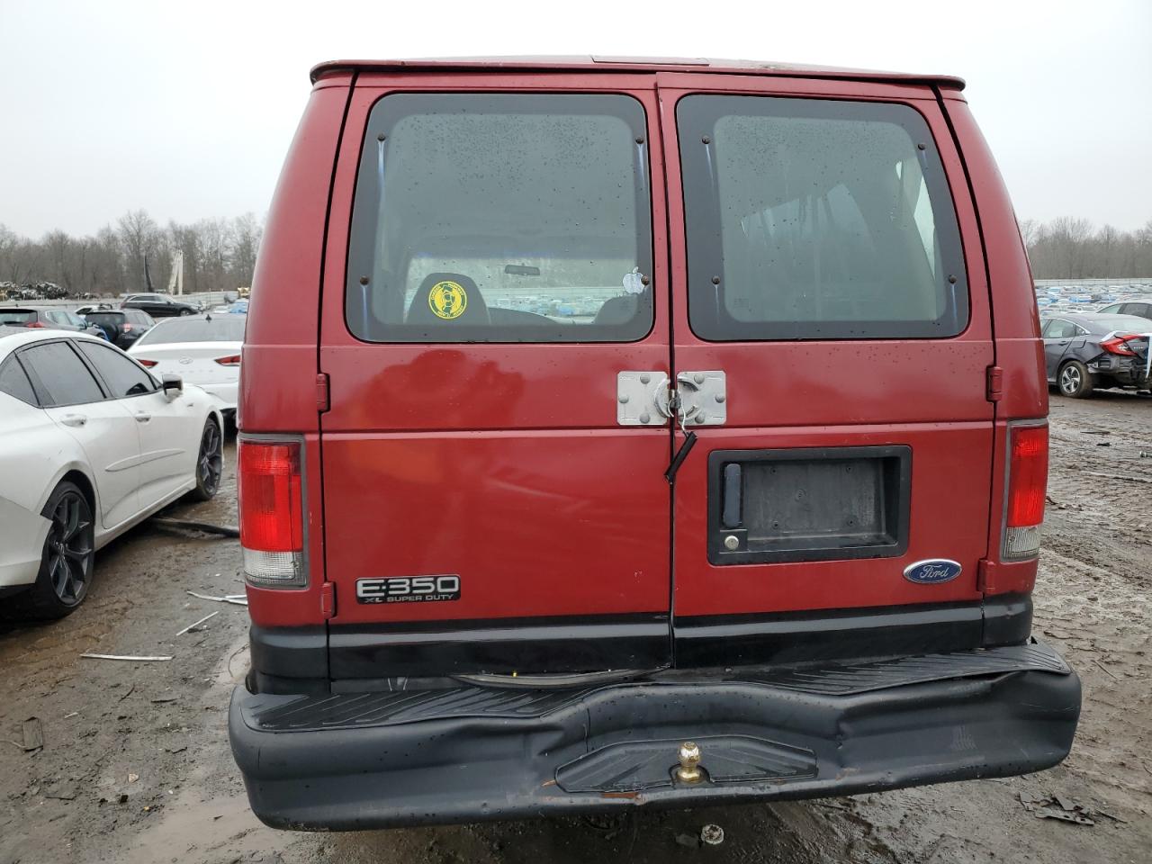 Photo 5 VIN: 1FBSS31L11HB50994 - FORD ECONOLINE 