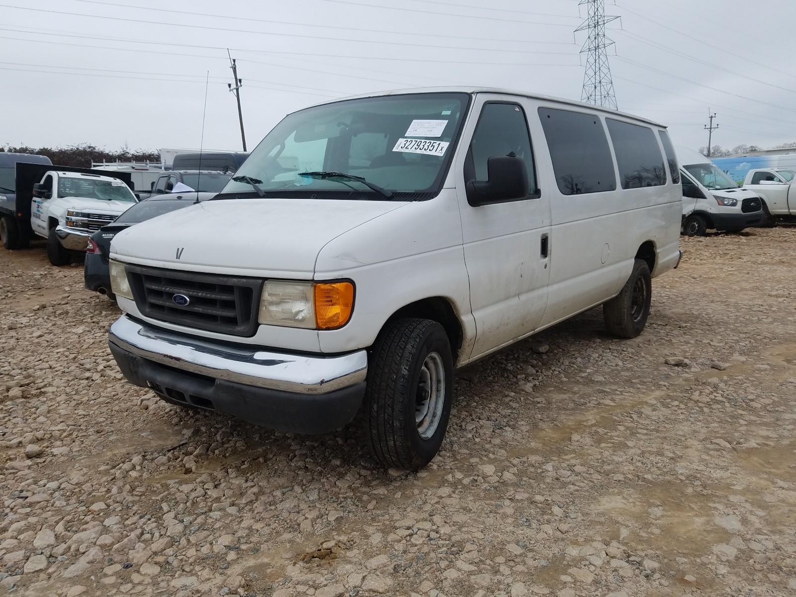 Photo 1 VIN: 1FBSS31L27DA33800 - FORD ECONOLINE 