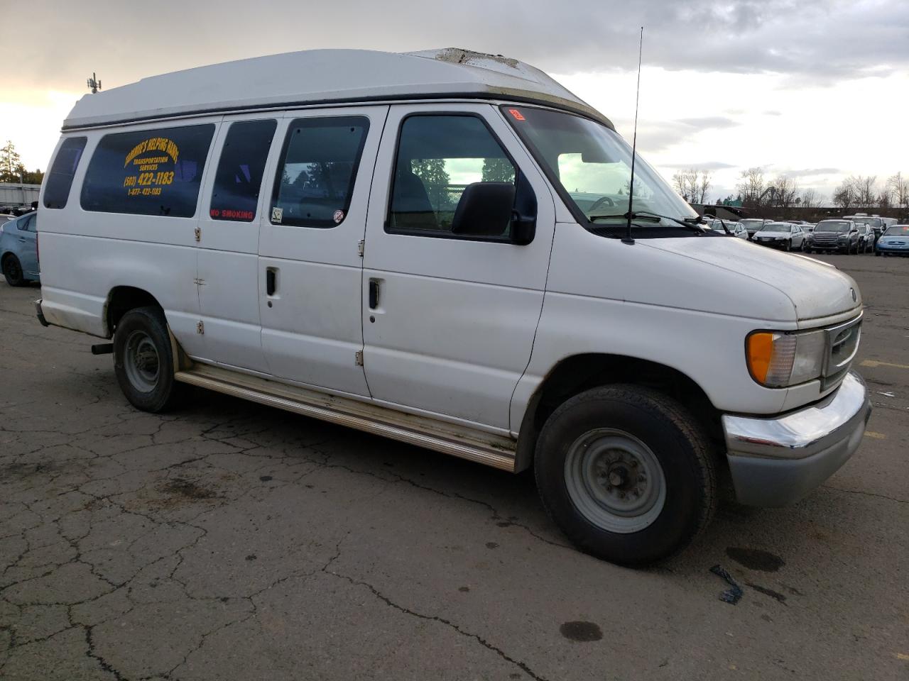 Photo 3 VIN: 1FBSS31L3YHB60114 - FORD ECONOLINE 