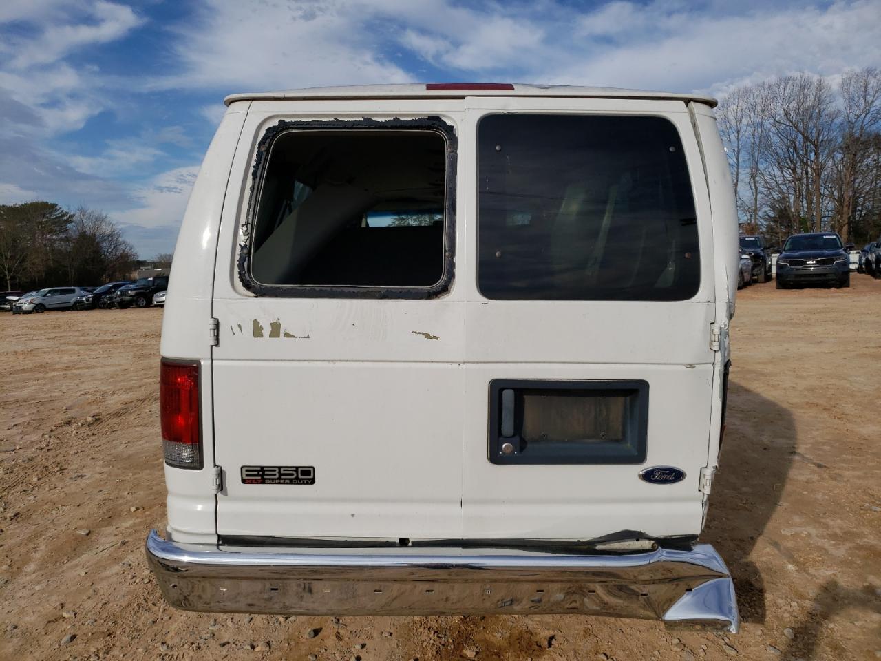 Photo 5 VIN: 1FBSS31L44HB02698 - FORD ECONOLINE 