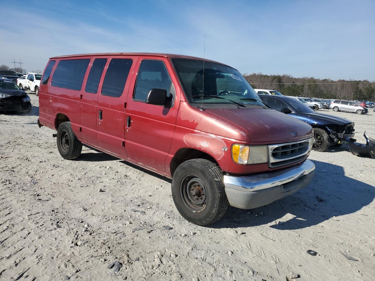 Photo 3 VIN: 1FBSS31L4YHB72773 - FORD ECONOLINE 