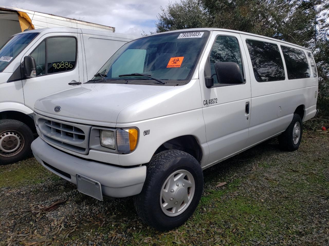 Photo 1 VIN: 1FBSS31L9YHA45162 - FORD ECONOLINE 