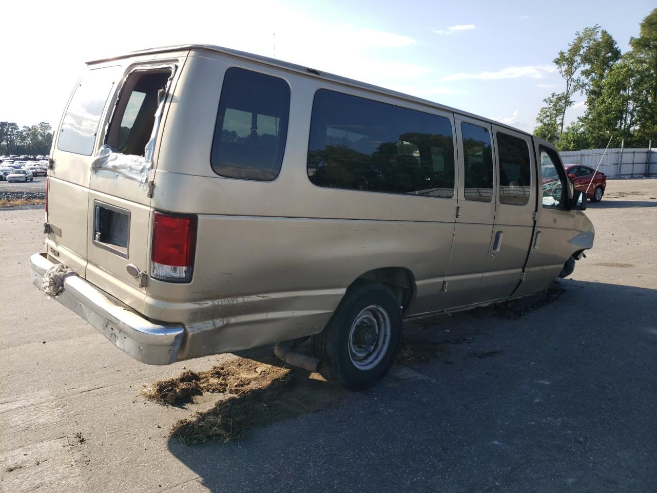 Photo 2 VIN: 1FBSS31L9YHA56176 - FORD ECONOLINE 