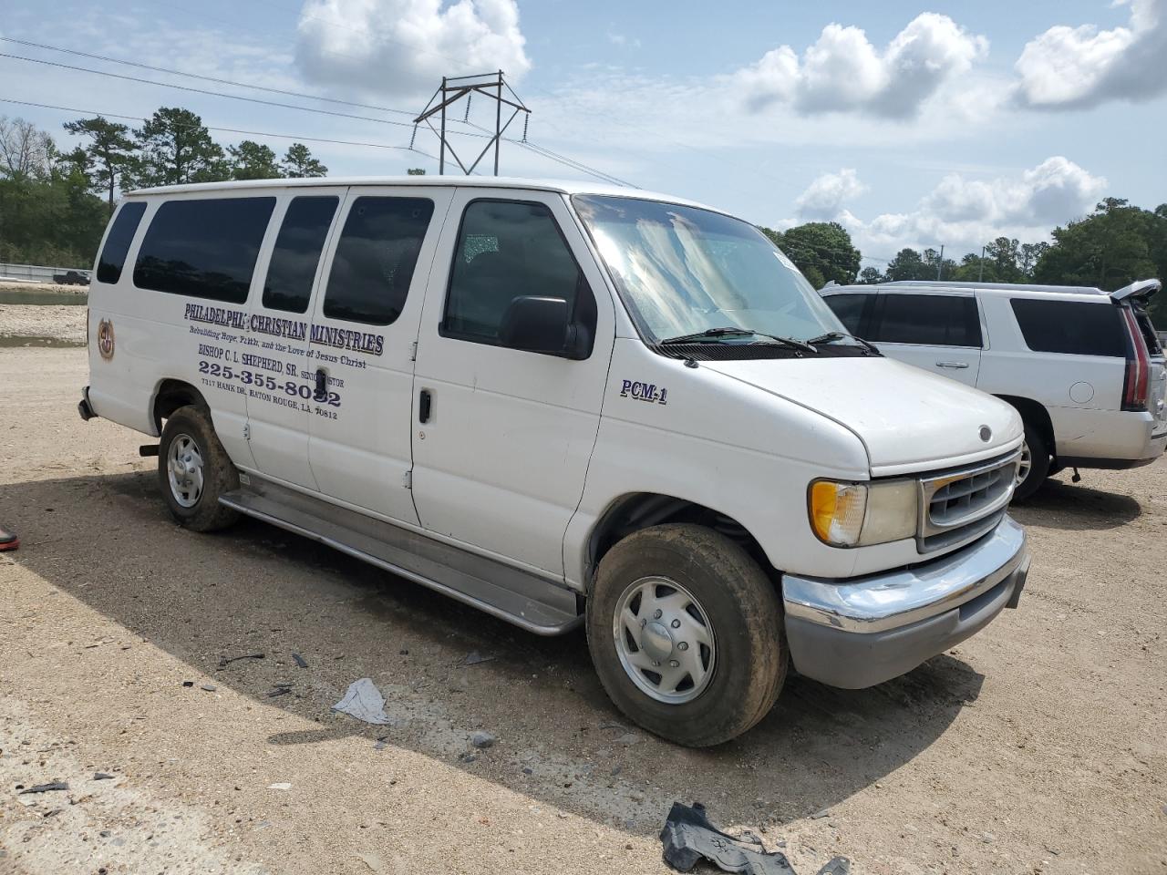 Photo 3 VIN: 1FBSS31S6YHA84489 - FORD ECONOLINE 