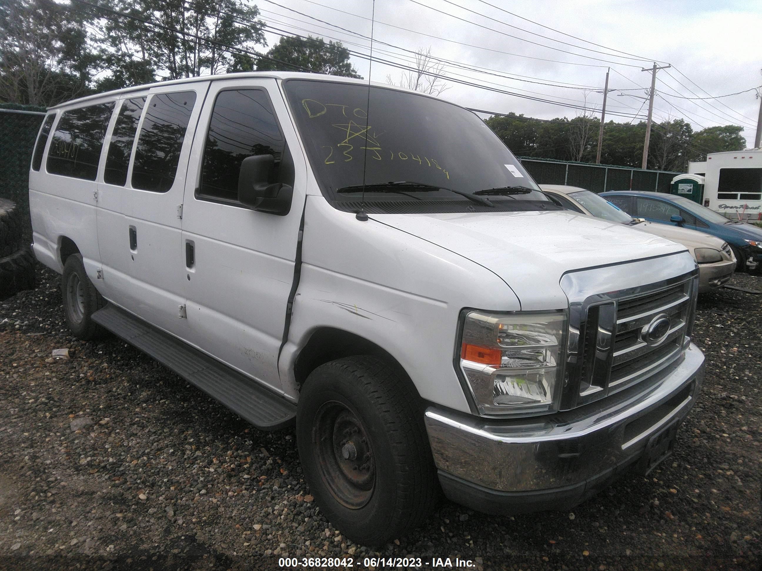 Photo 0 VIN: 1FBSS3BL1BDA85264 - FORD ECONOLINE 