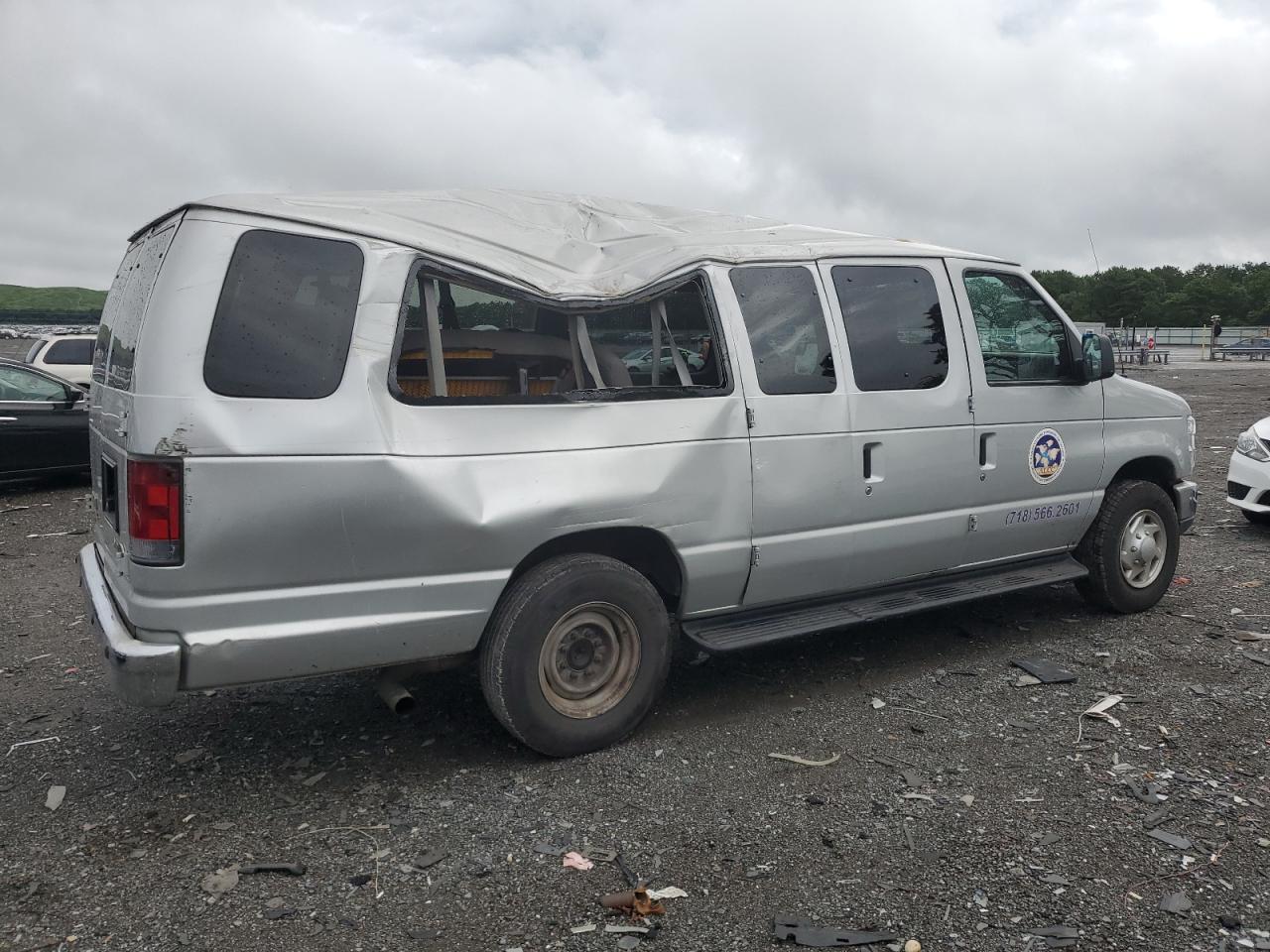 Photo 2 VIN: 1FBSS3BL5BDB10912 - FORD ECONOLINE 