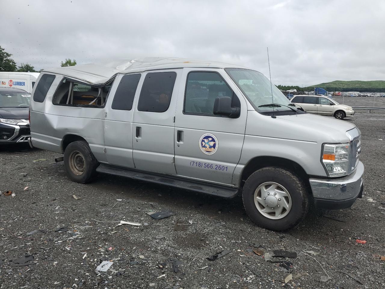 Photo 3 VIN: 1FBSS3BL5BDB10912 - FORD ECONOLINE 