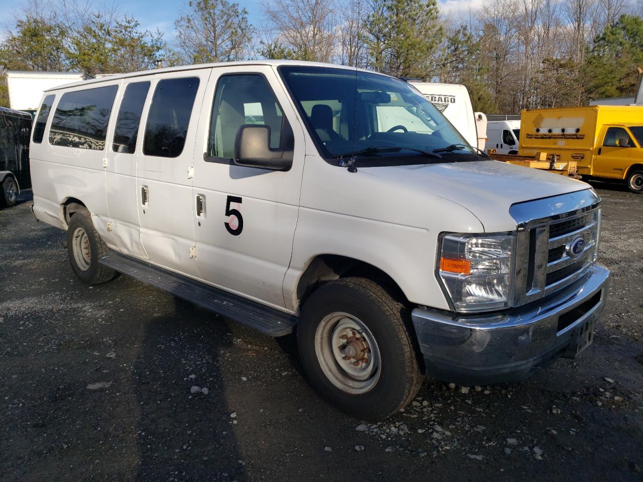 Photo 3 VIN: 1FBSS3BL8EDB00329 - FORD ECONOLINE 