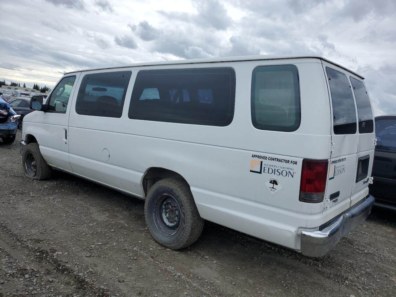 Photo 1 VIN: 1FBSS3BL9ADA31807 - FORD ECONOLINE 