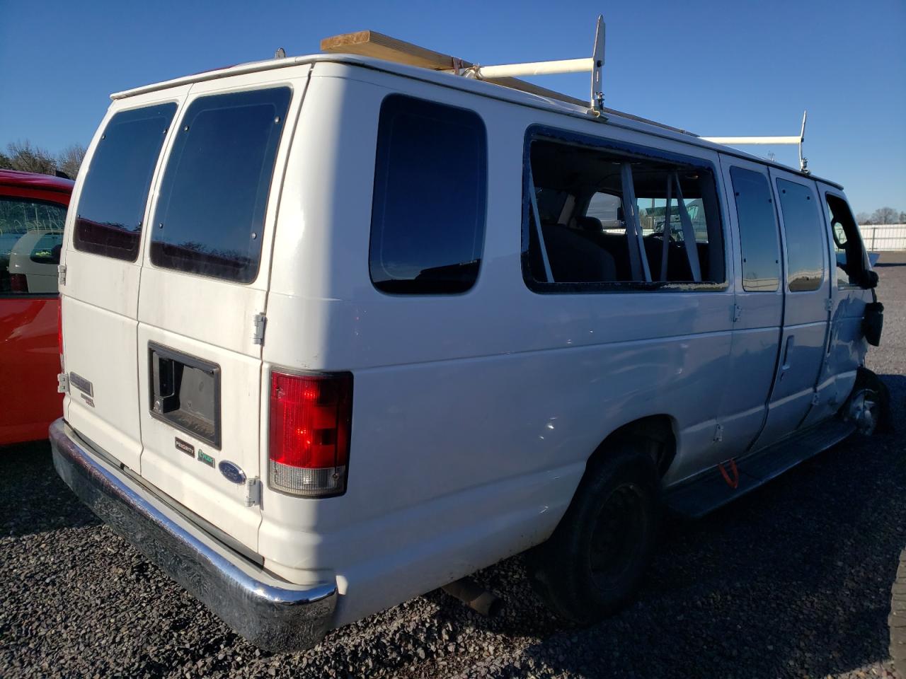 Photo 2 VIN: 1FBSS3BLXCDA03789 - FORD ECONOLINE 