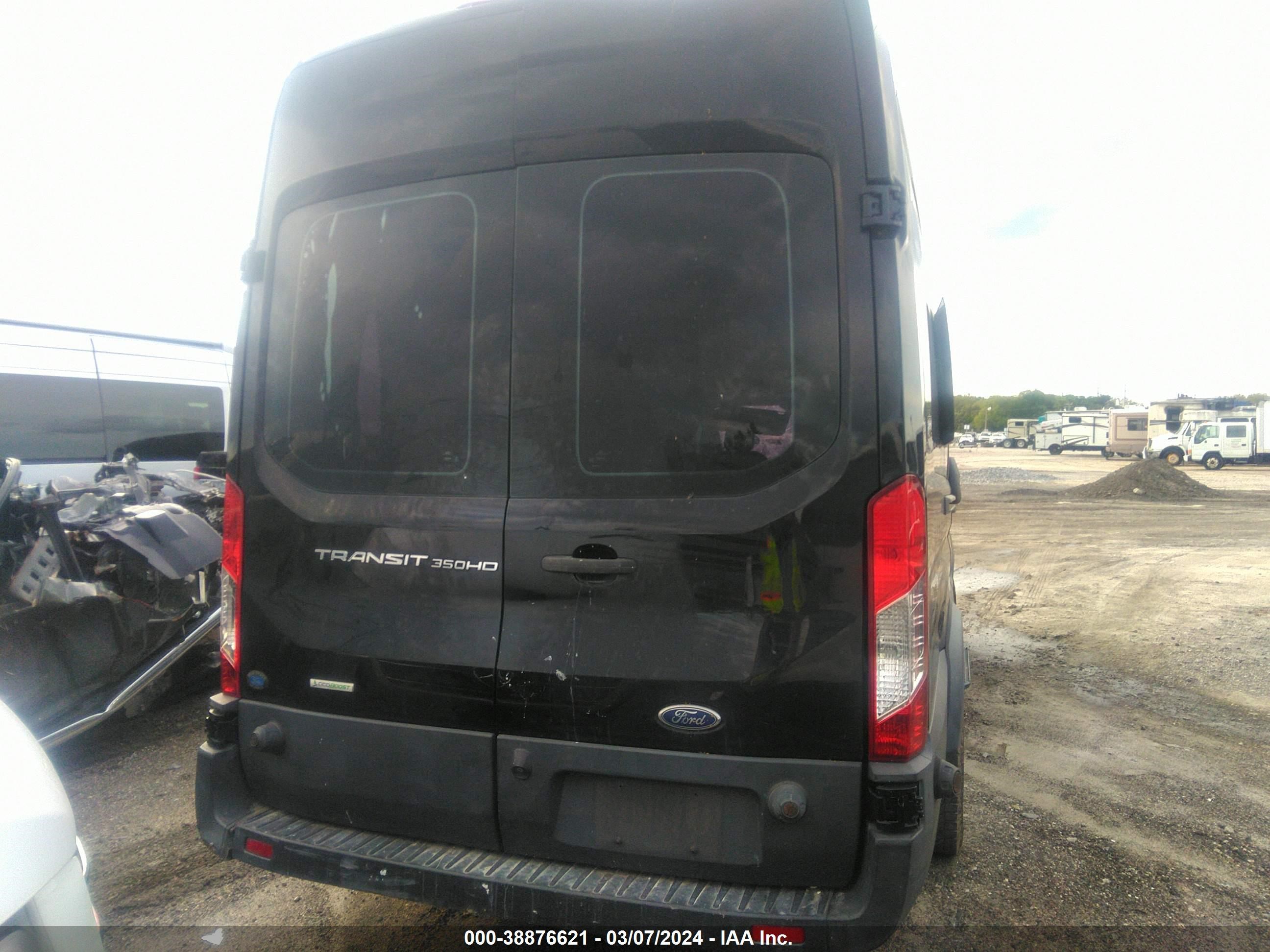 Photo 14 VIN: 1FBVU4XG4HKB45969 - FORD TRANSIT 