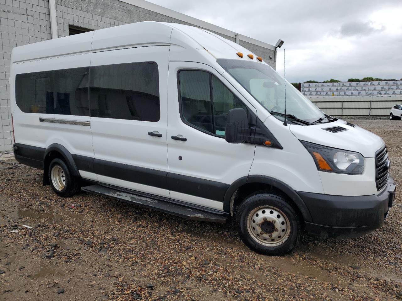 Photo 3 VIN: 1FBVU4XM2KKA49304 - FORD TRANSIT 