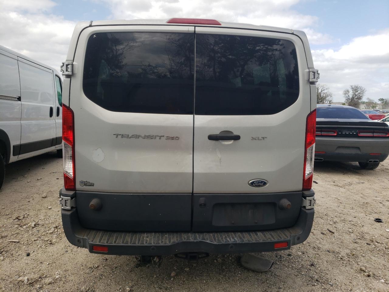 Photo 5 VIN: 1FBZX2YM0HKA90860 - FORD TRANSIT 