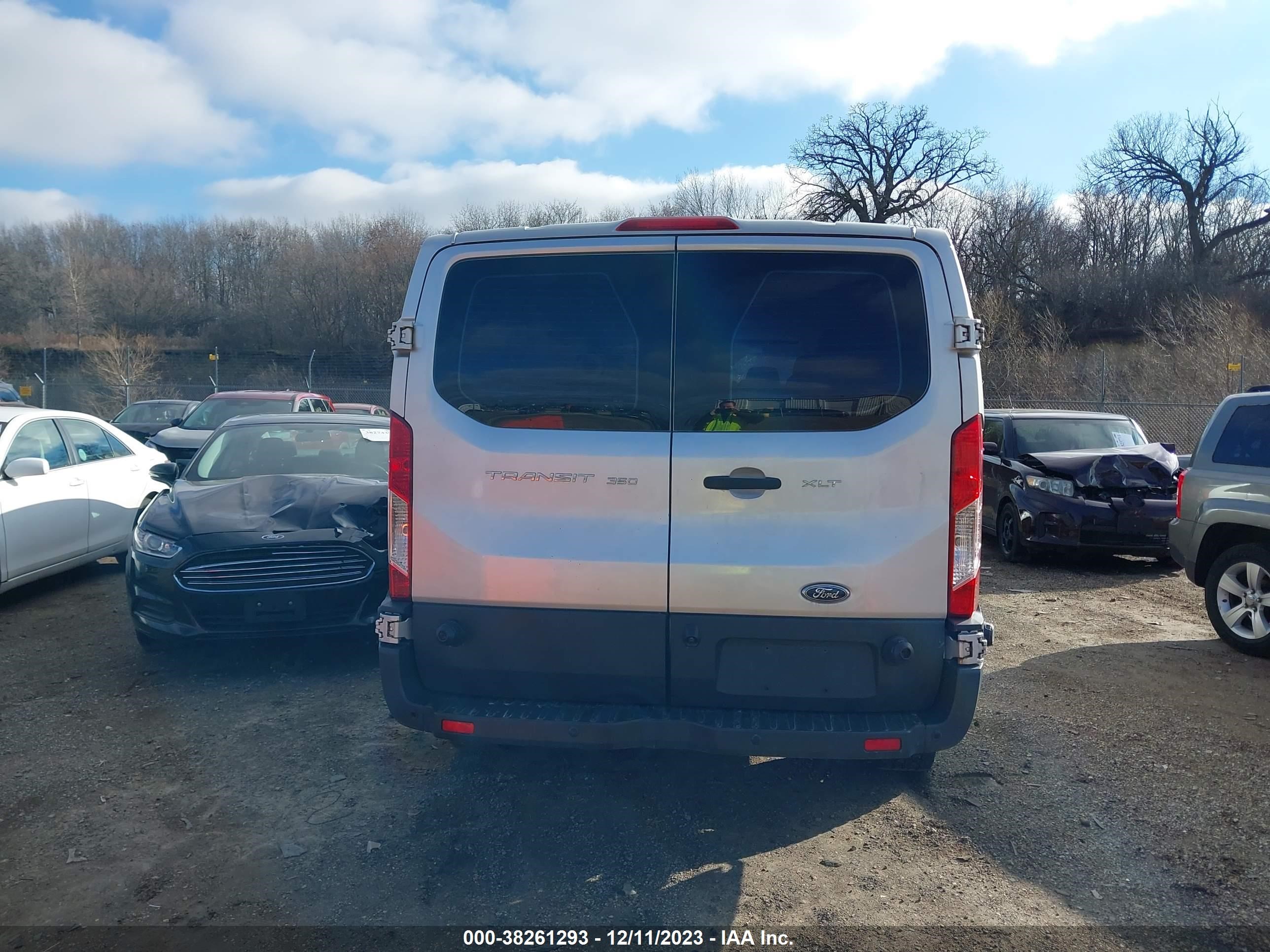 Photo 15 VIN: 1FBZX2YM5GKA53379 - FORD TRANSIT 