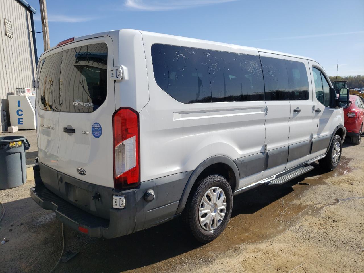 Photo 2 VIN: 1FBZX2ZM0GKA99944 - FORD TRANSIT 