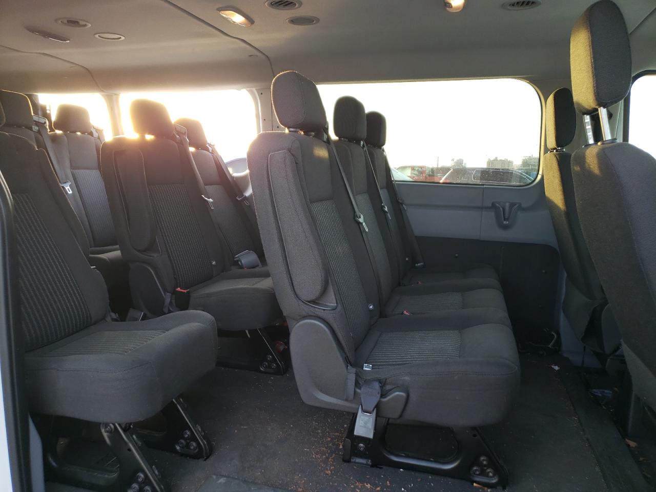 Photo 10 VIN: 1FBZX2ZM7GKB25665 - FORD TRANSIT 