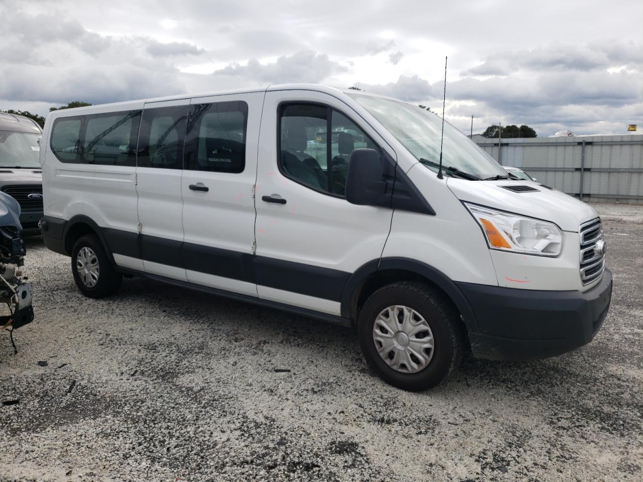 Photo 3 VIN: 1FBZX2ZMXKKB64260 - FORD TRANSIT 