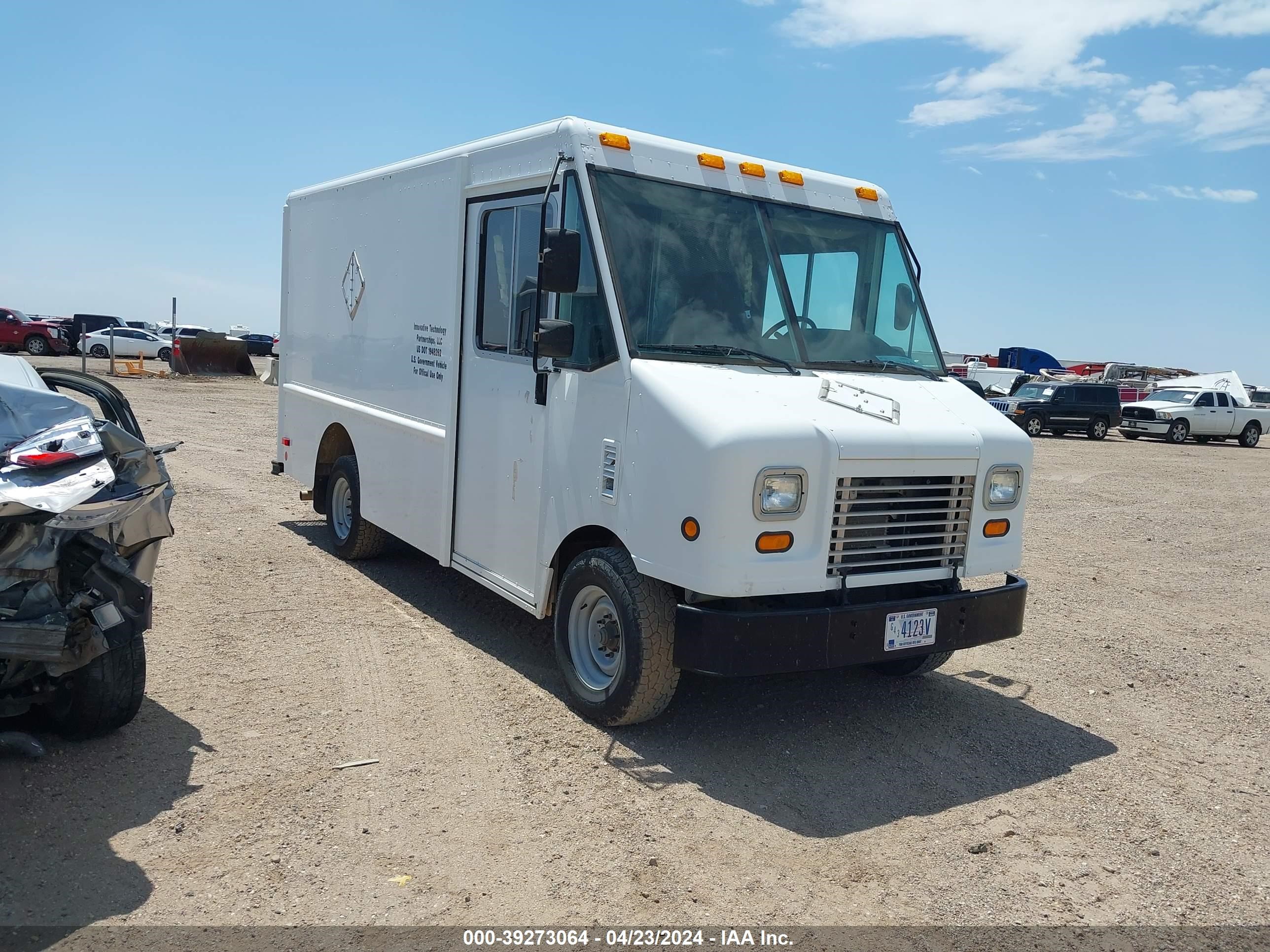 Photo 0 VIN: 1FC1E3KL3ADB02899 - FORD ECONOLINE 