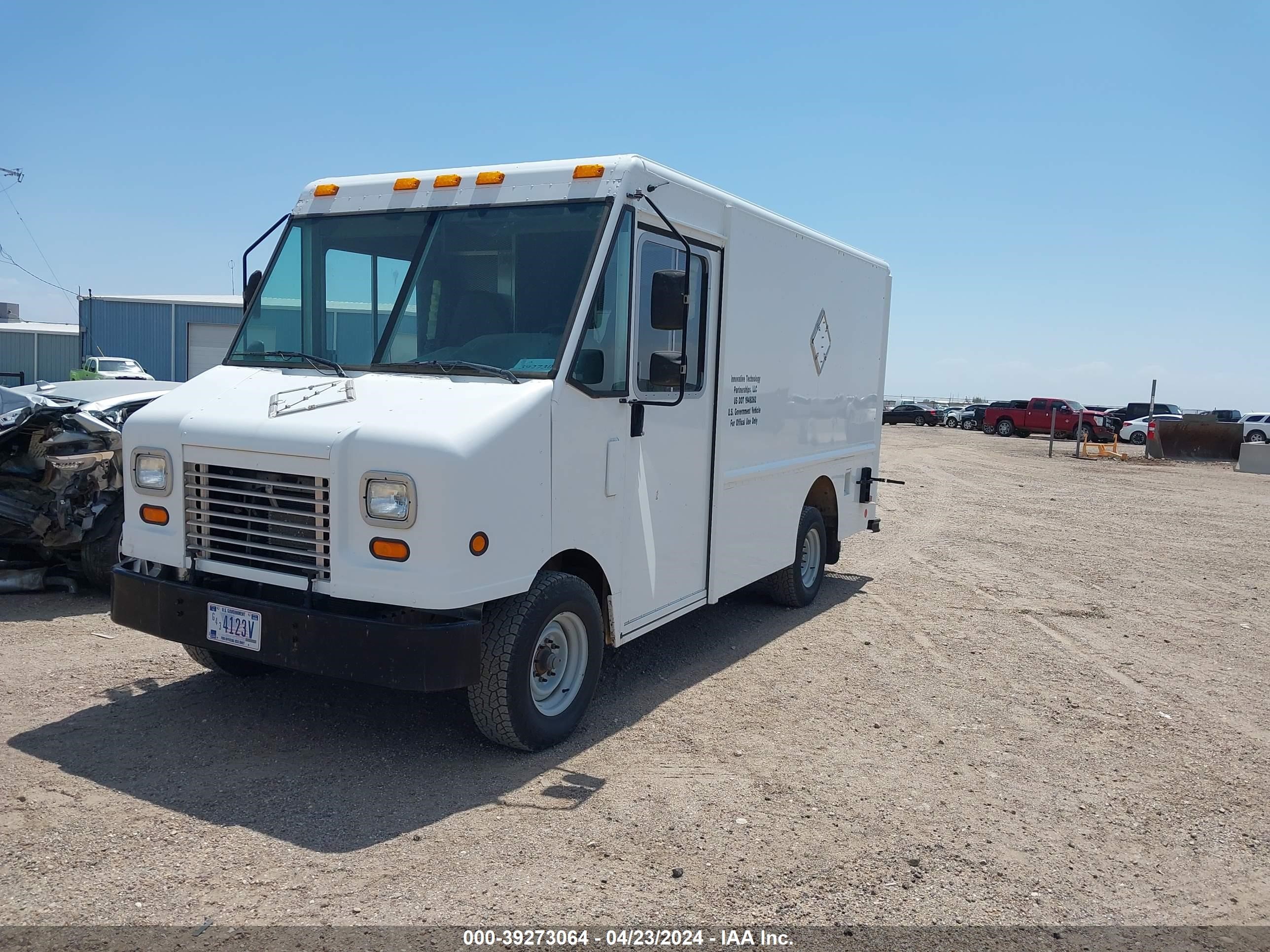 Photo 1 VIN: 1FC1E3KL3ADB02899 - FORD ECONOLINE 