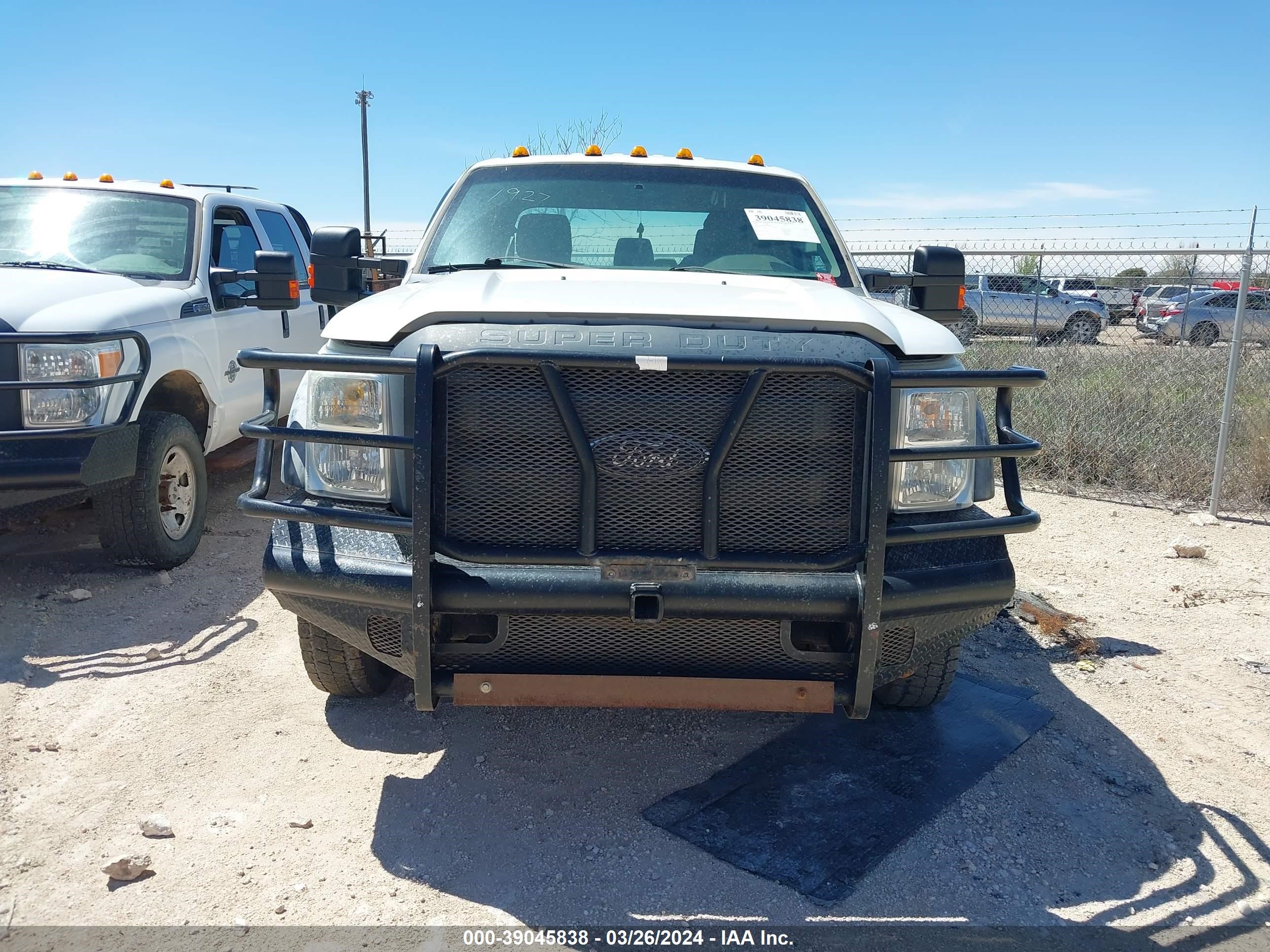 Photo 11 VIN: 1FD0W5HT0EEB34118 - FORD F550 