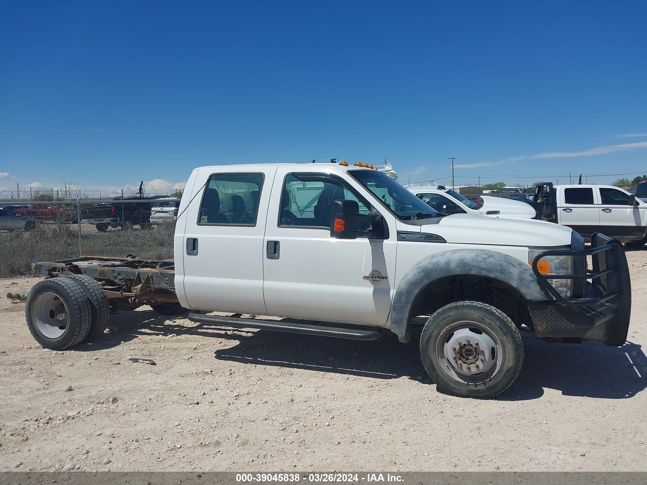 Photo 12 VIN: 1FD0W5HT0EEB34118 - FORD F550 