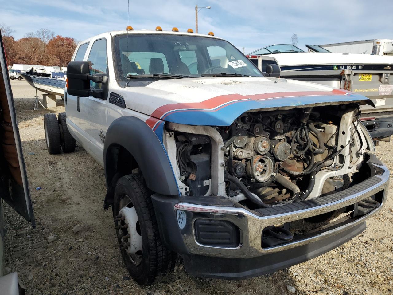 Photo 3 VIN: 1FD0W5HT0FEC85963 - FORD F550 