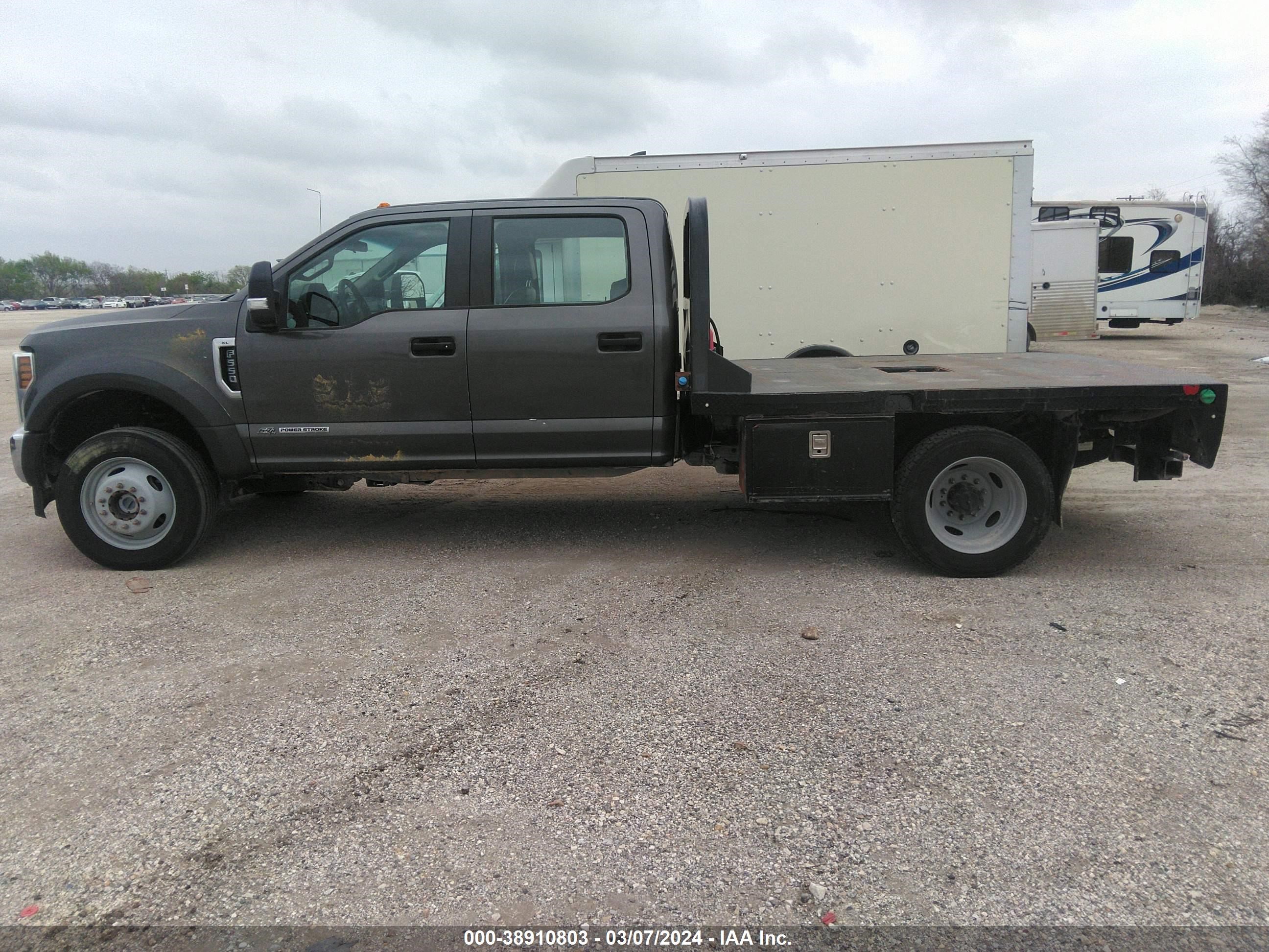 Photo 16 VIN: 1FD0W5HT4KEF53634 - FORD F550 