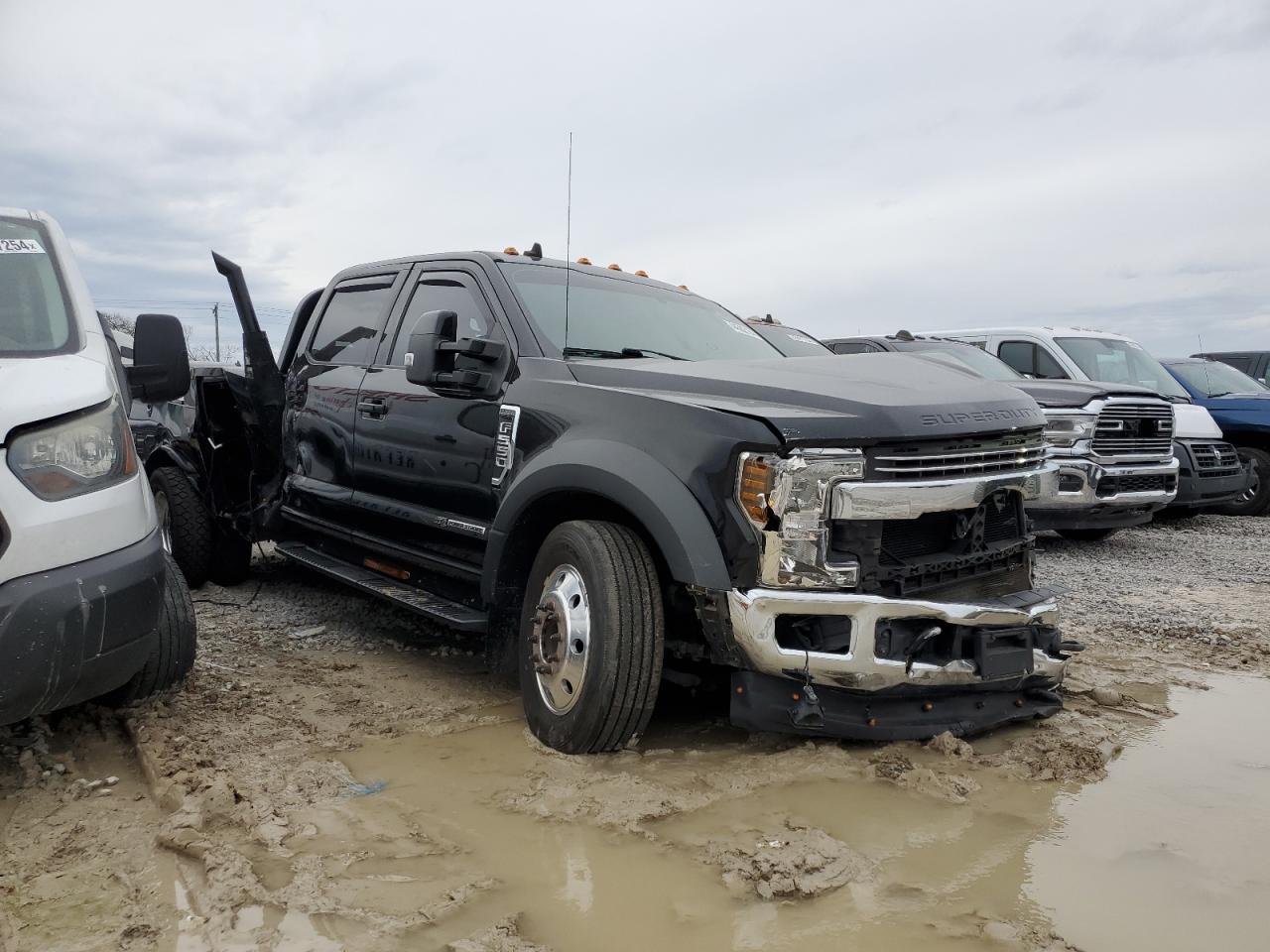 Photo 3 VIN: 1FD0W5HT8KED96402 - FORD F550 