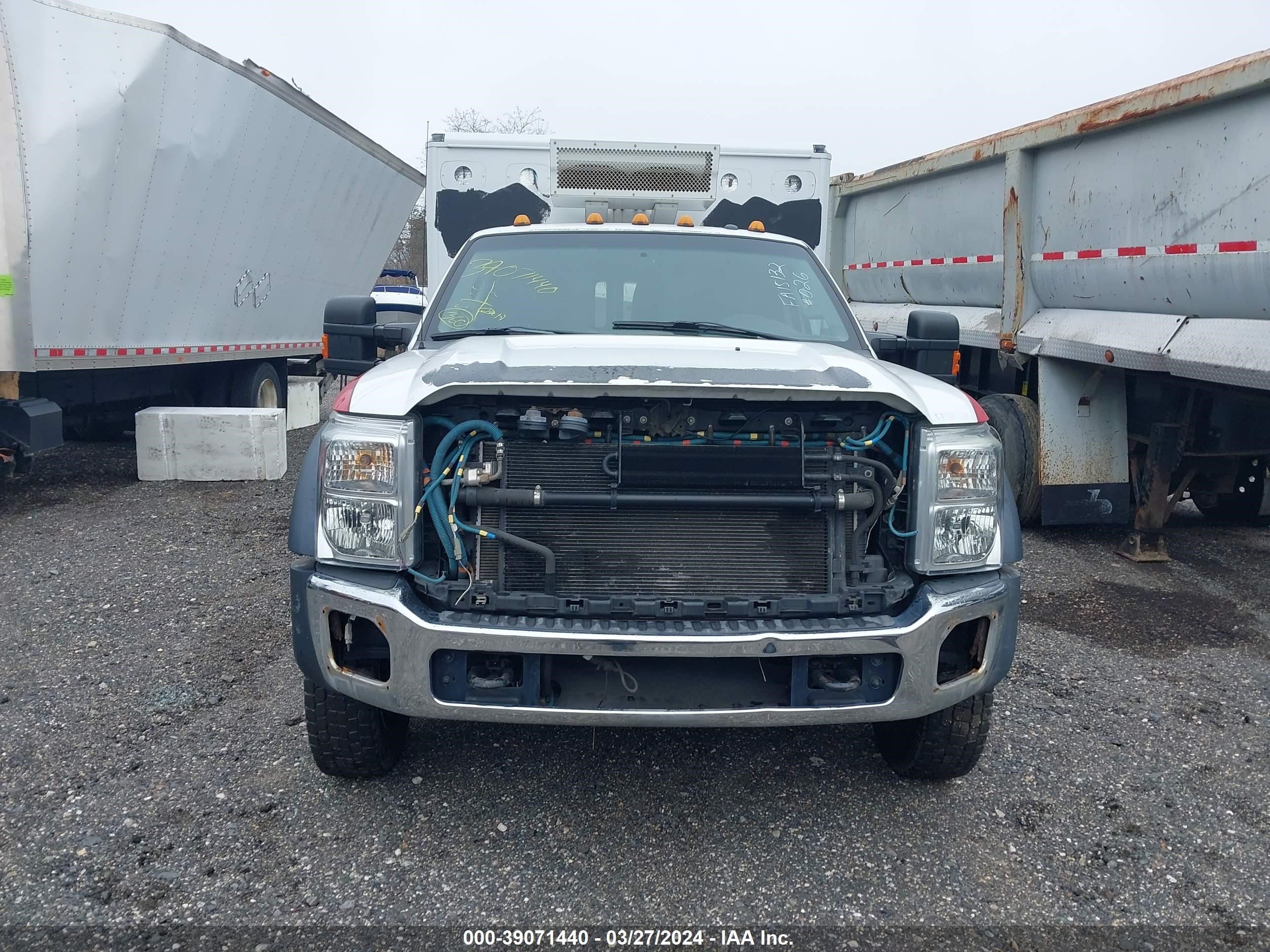 Photo 13 VIN: 1FD0X4GT8FEC57241 - FORD F450 