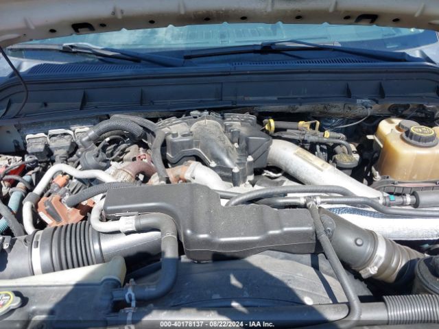 Photo 9 VIN: 1FD0X4HT2GEA23855 - FORD F-450 