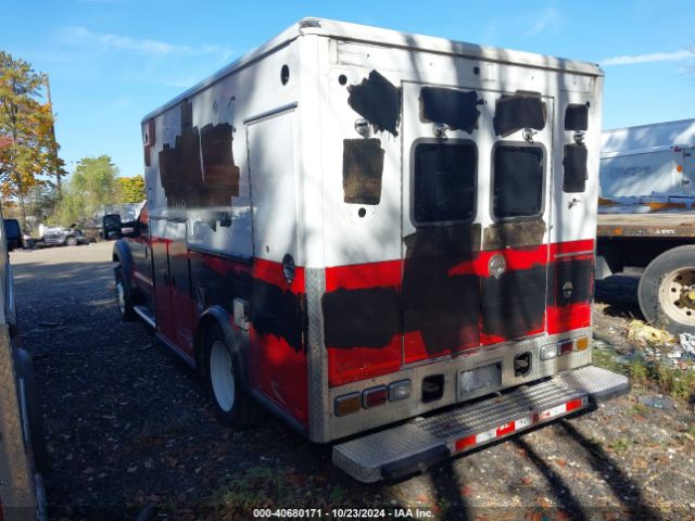 Photo 2 VIN: 1FD0X4HT5FEB26136 - FORD F-450 