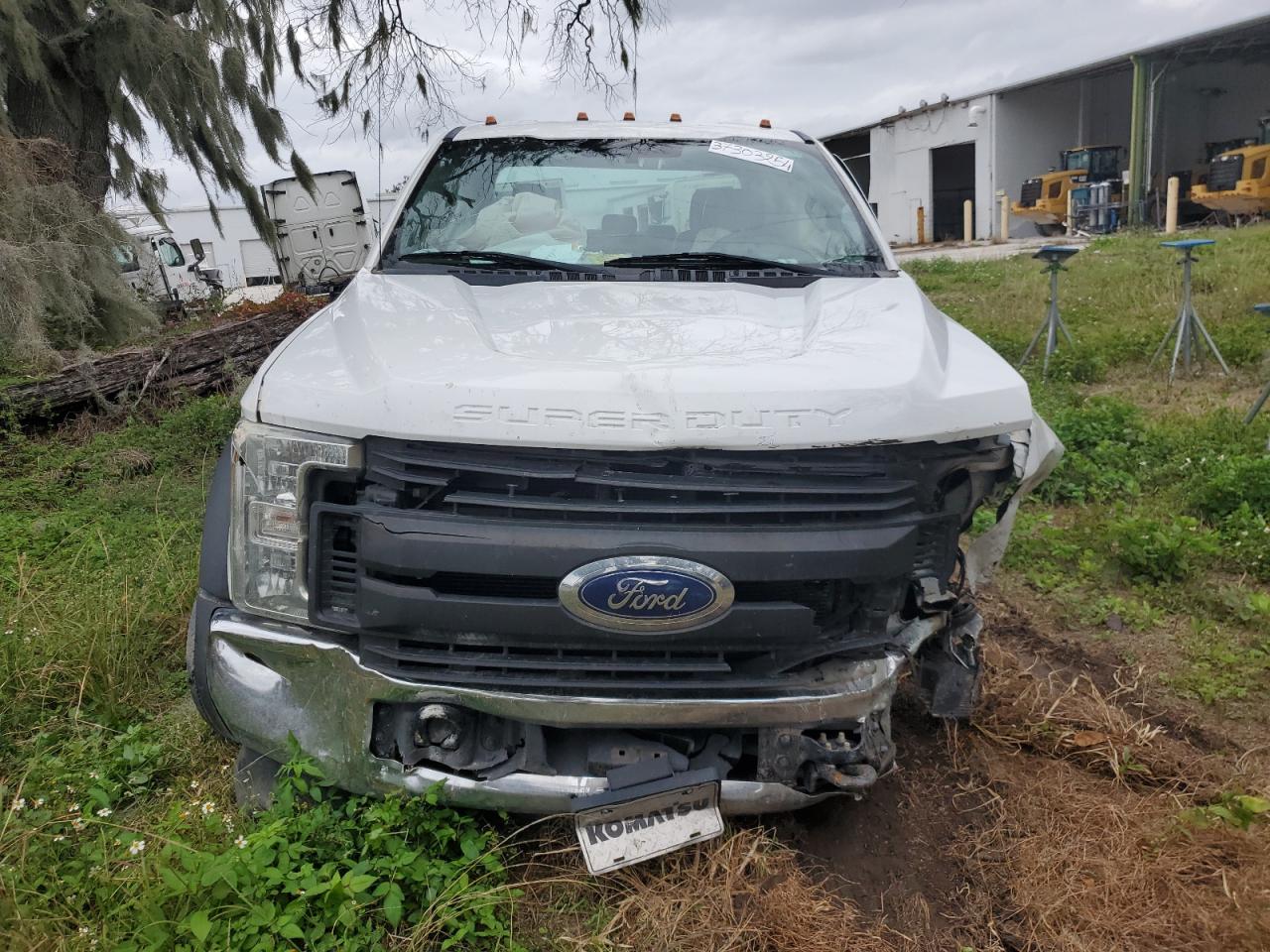 Photo 4 VIN: 1FD0X4HT9HED76725 - FORD F450 