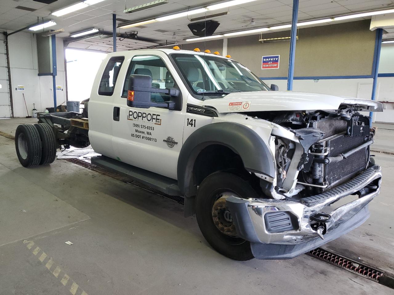 Photo 3 VIN: 1FD0X5HT2GEA59390 - FORD F550 