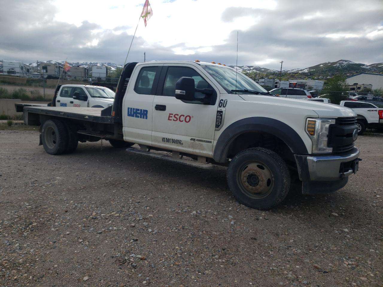 Photo 3 VIN: 1FD0X5HT4KEC45795 - FORD F550 