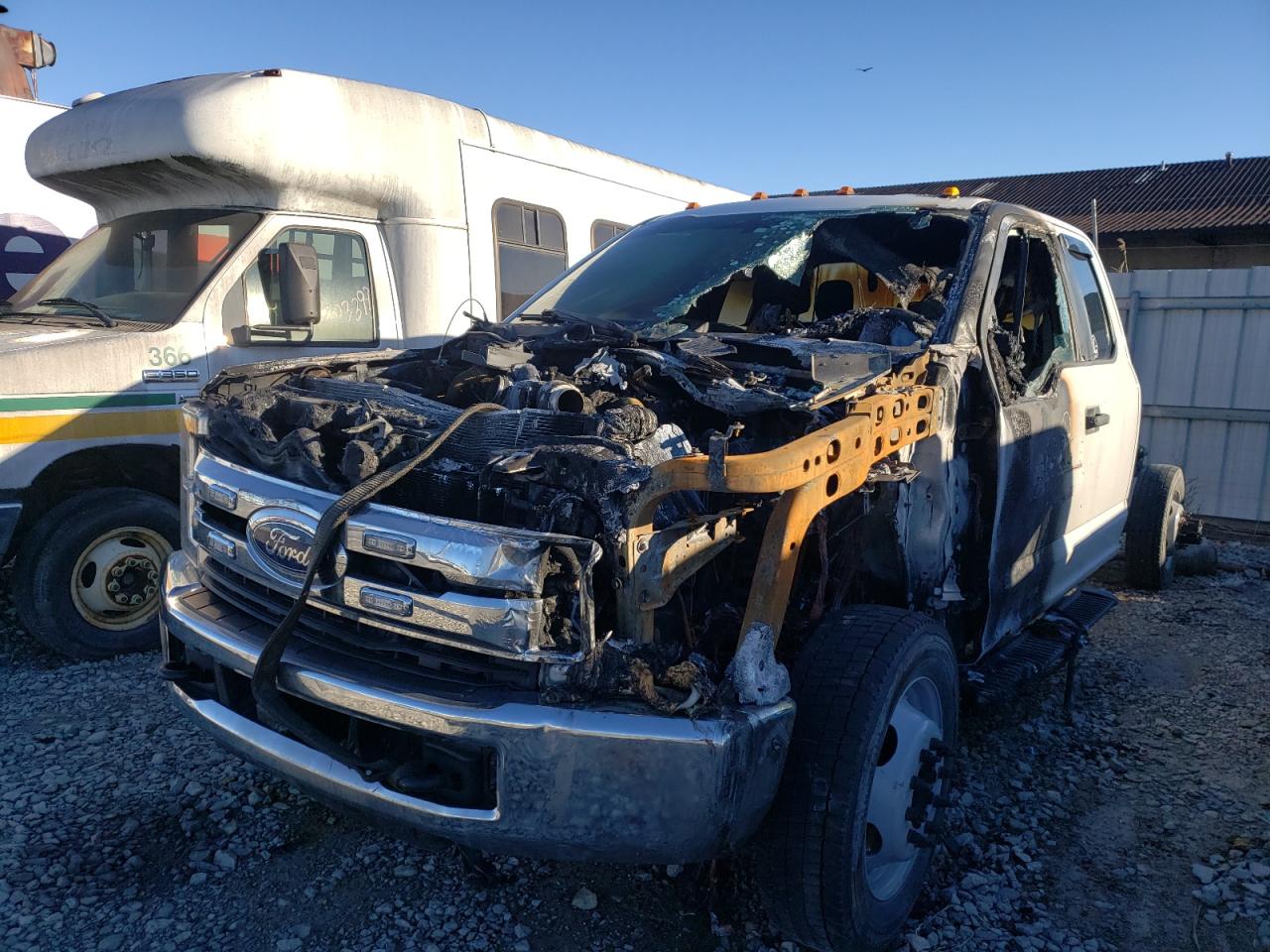 Photo 8 VIN: 1FD0X5HT5JEB43470 - FORD F550 