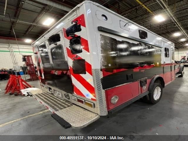 Photo 3 VIN: 1FD0X5HT8HEC22920 - FORD F-550 