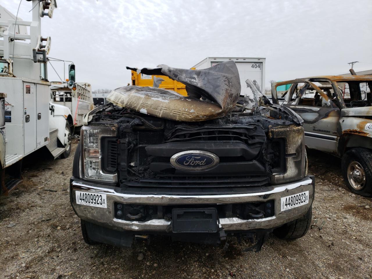 Photo 4 VIN: 1FD0X5HT9JEC14380 - FORD F550 