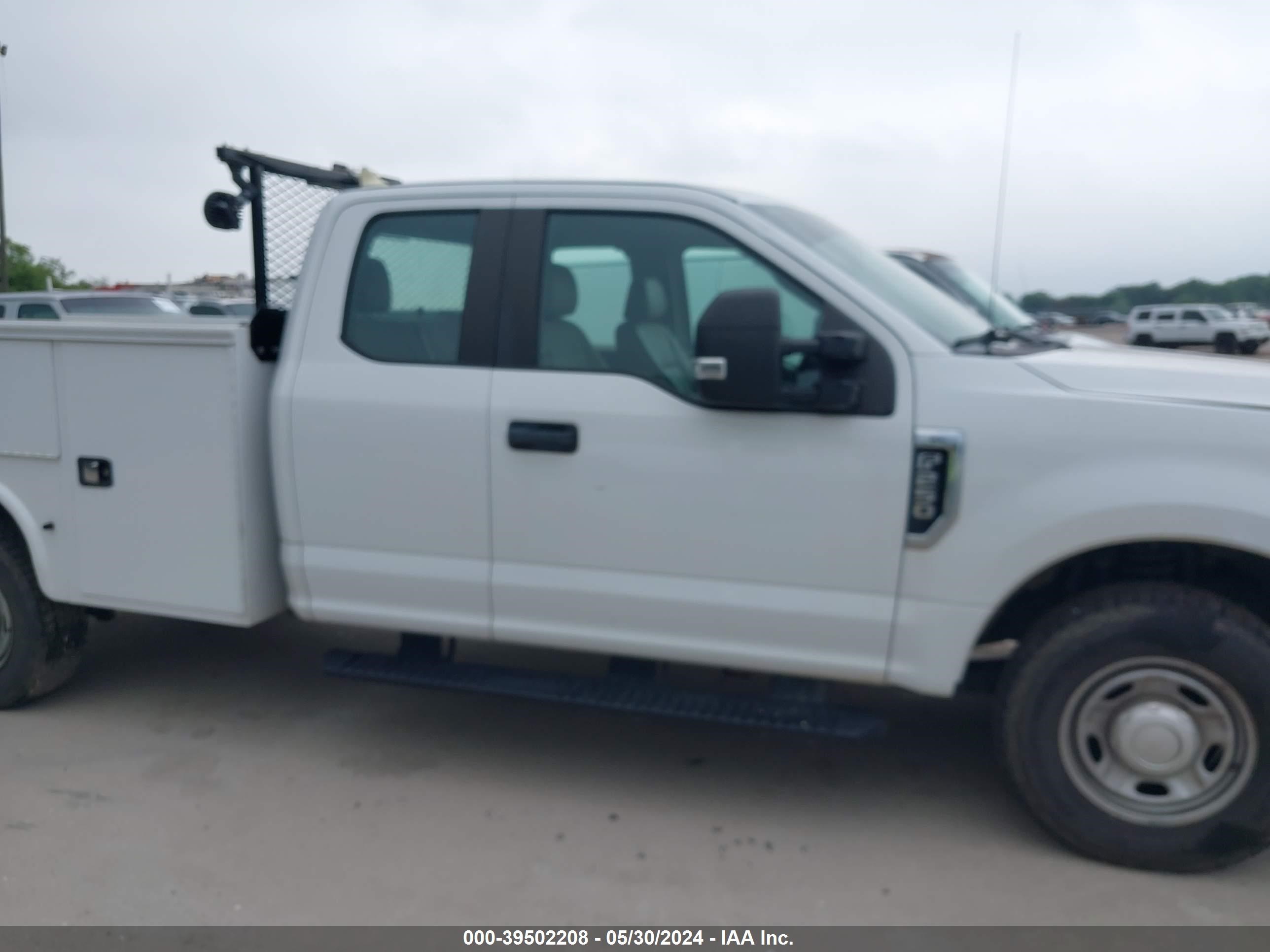 Photo 12 VIN: 1FD7X2A60HEC23528 - FORD F250 