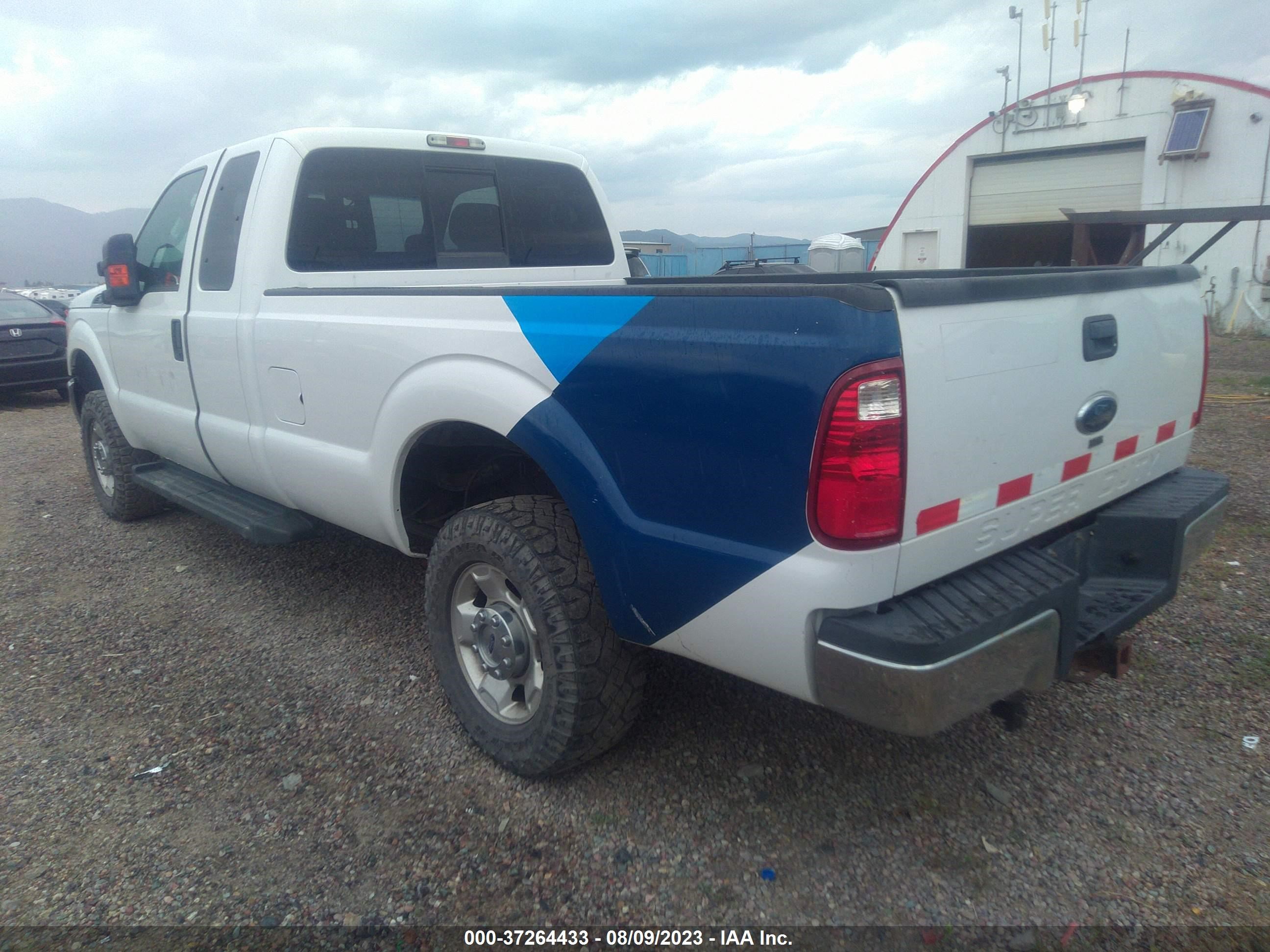 Photo 2 VIN: 1FD7X2B69CEC77255 - FORD F250 