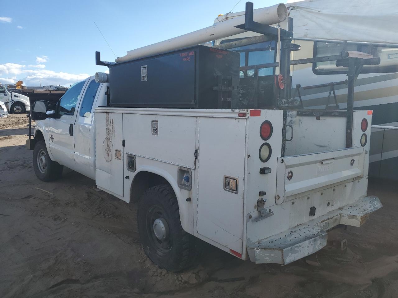 Photo 2 VIN: 1FD7X2BTXEEB13019 - FORD F250 