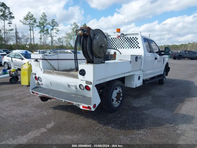 Photo 3 VIN: 1FD7X3B6XHEC56668 - FORD F-350 