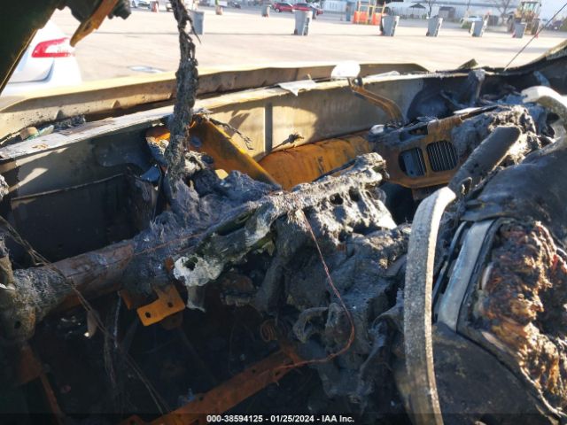 Photo 5 VIN: 1FD7X3E68DEA81133 - FORD F-350 CHASSIS 