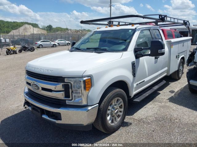 Photo 1 VIN: 1FD7X3ET7HEE07676 - FORD F-350 