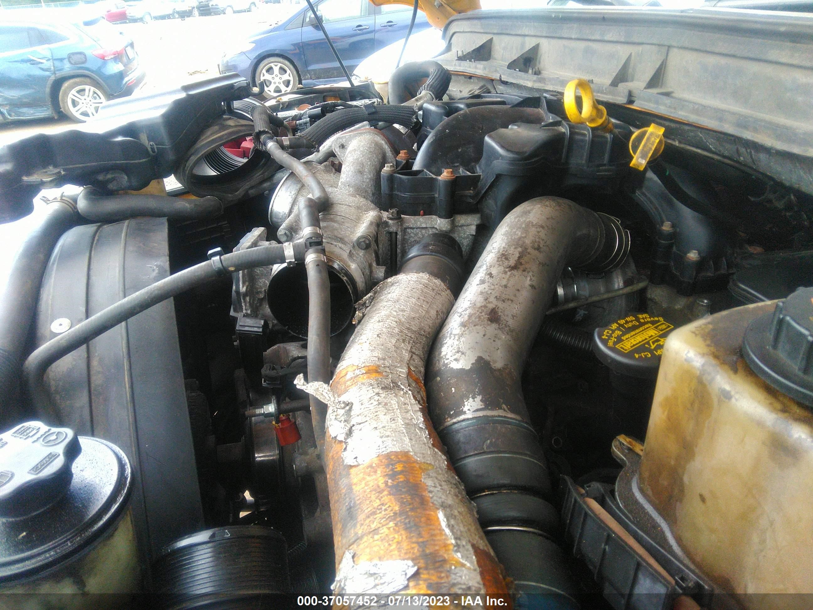 Photo 9 VIN: 1FD8W3BT2CEA26600 - FORD F350 