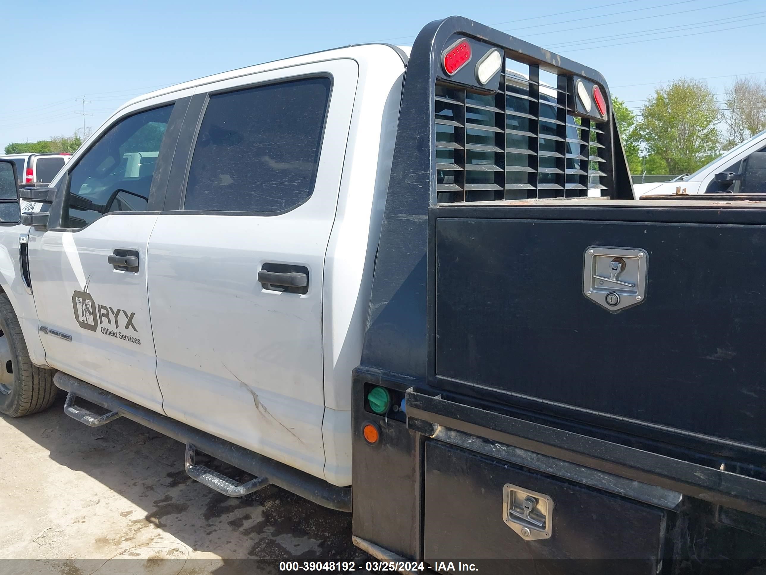 Photo 13 VIN: 1FD8W3CT2KEG48644 - FORD F350 