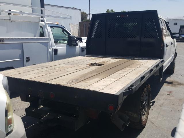 Photo 3 VIN: 1FD8W3FT8JEB61622 - FORD F350 SUPER 