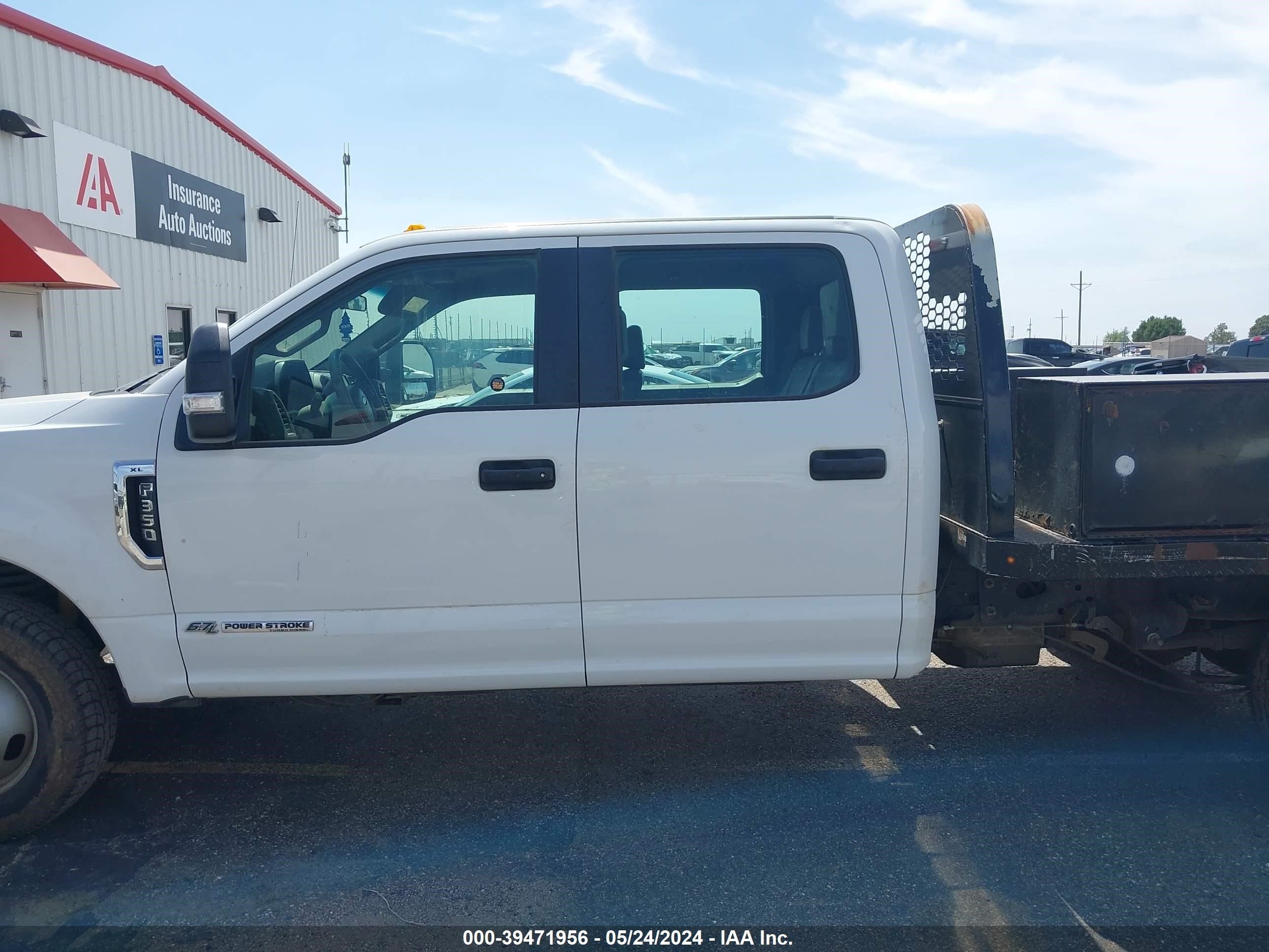 Photo 12 VIN: 1FD8W3GTXHEF50299 - FORD F350 