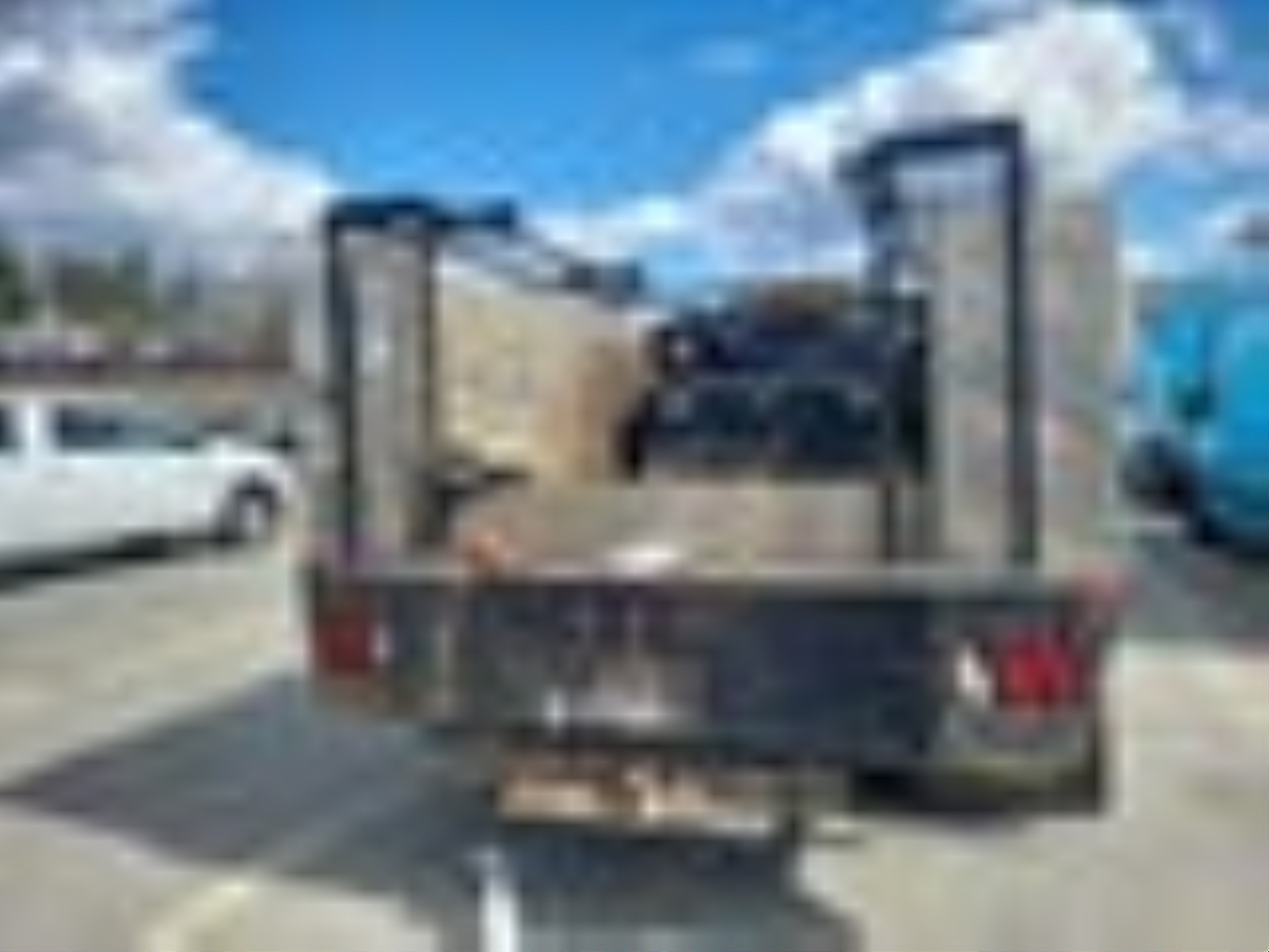 Photo 4 VIN: 1FD8W3H63FEB97541 - FORD F350 